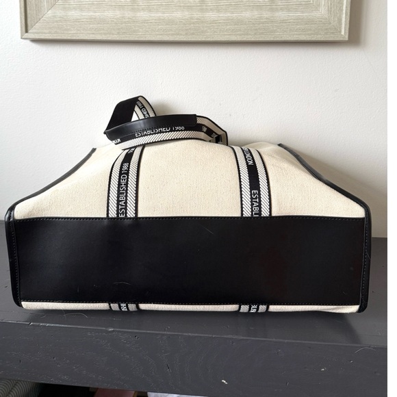 New Ted Baker Georjea Canvas Large Weekender Tote in Natural with Leather Trim - Picture 9 of 12